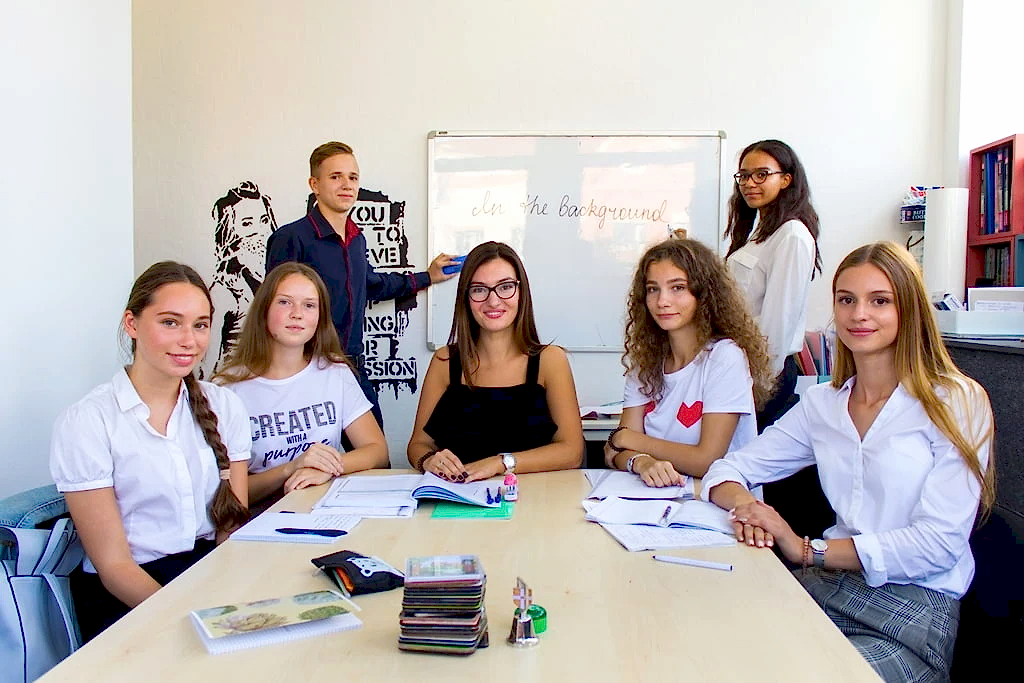 урок английского языка в «Оксфорд Хаус»