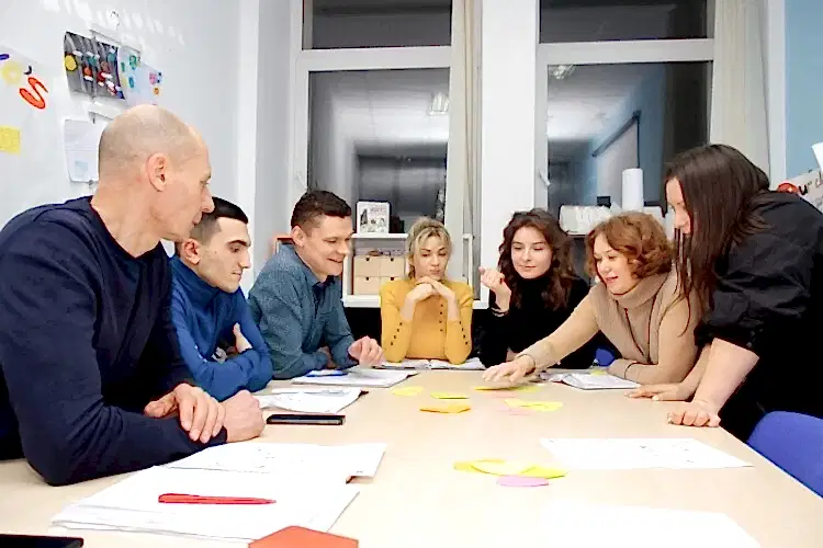 английский взрослые